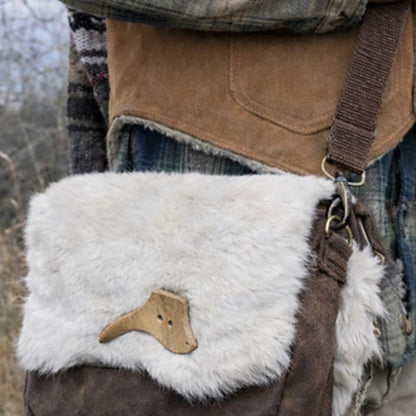 Campcraft Outdoors Grizzlies Satchel
